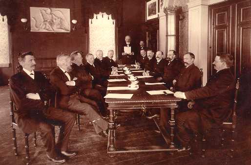 Byrådsmøde i den store sal i 1899.